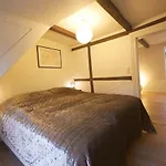 The Admiral 4 *