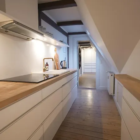 Lägenhet The Admiral 4 *